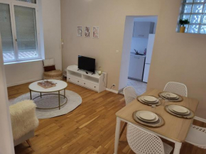 spacieux appartement 2 Valenciennes 50m de la gare